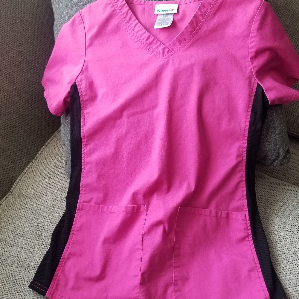 Scrub top